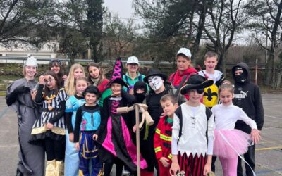 Veselo i šareno obilježen Dan maškara u Područnoj školi Ljubitovica